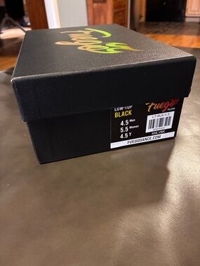 Fuego Dance Sneakers Black Leather